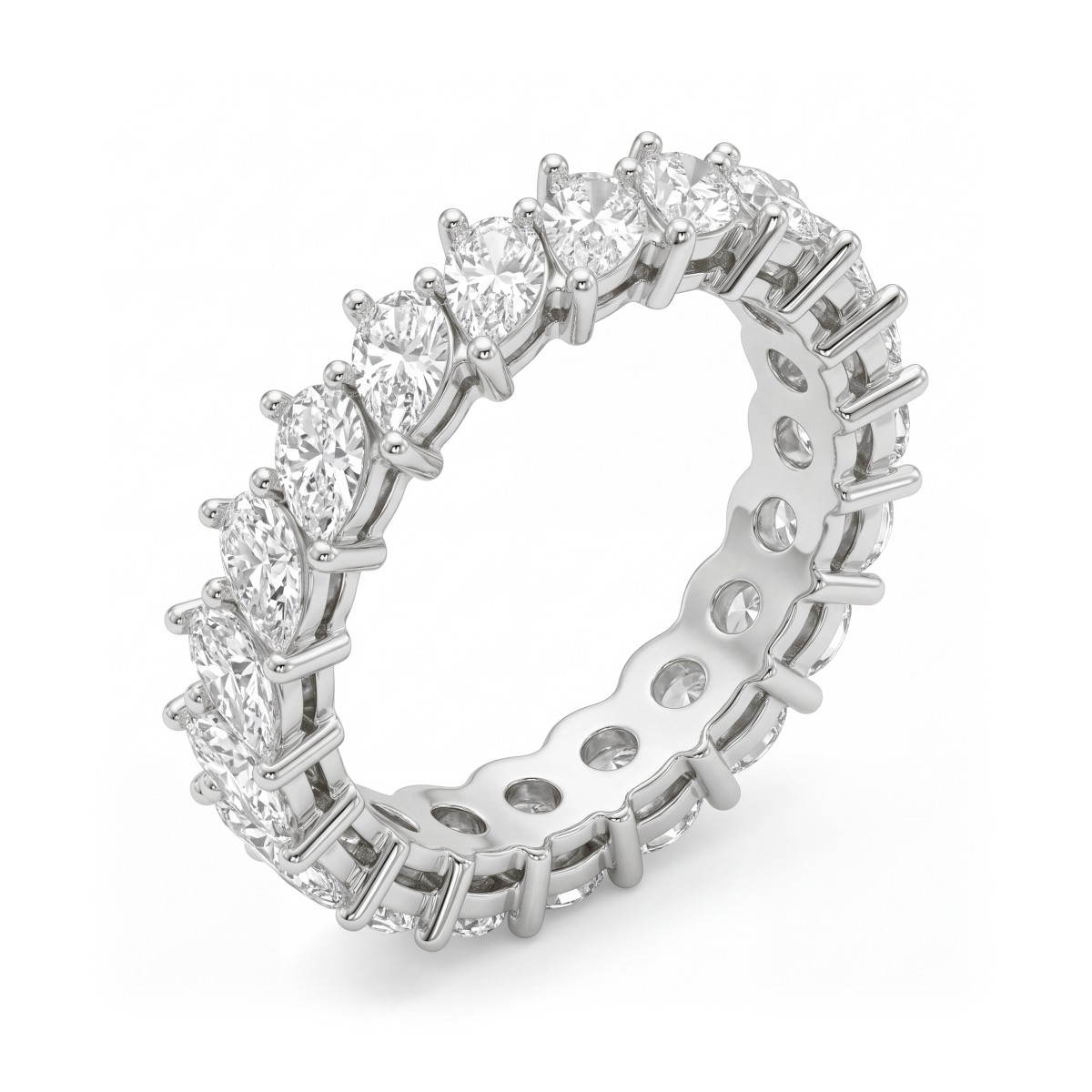 Laurel - anello eternity a tutto giro con pietre inclinate di moissanite di taglio a goccia