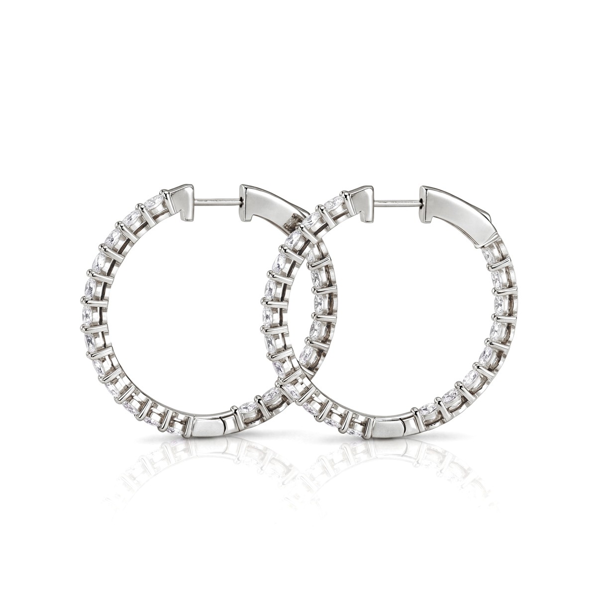 Luminette - orecchini a cerchio con moissanite a taglio ovale a griffe condivisa