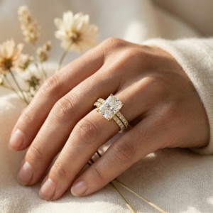 Set di fedi nuziali con moissanite