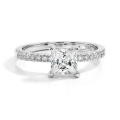 Celestia - anello con moissanite taglio princess e pietre laterali a pavé