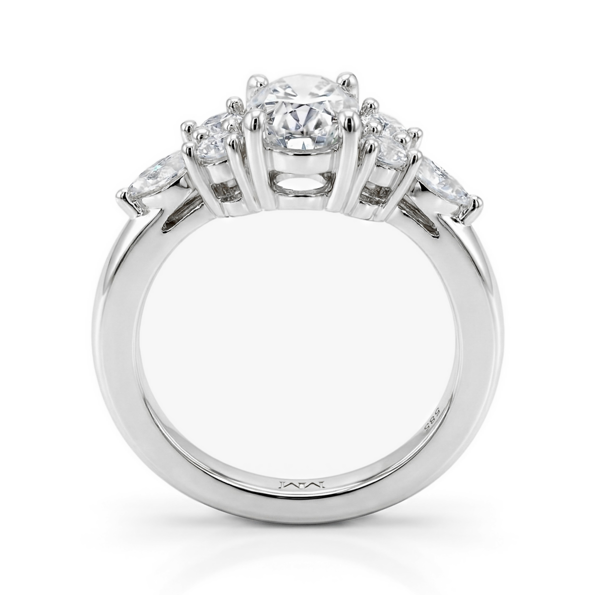 Lustrina - anello con moissanite ovale e accenti scintillanti