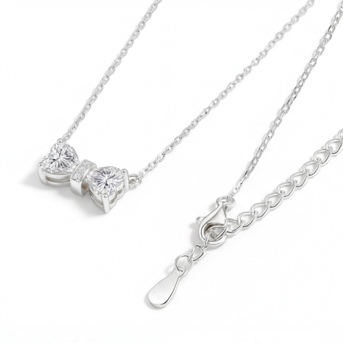 Pairle - collana con motivo a doppio cuore in moissanite taglio a cuore e barra centrale a pavé
