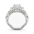 Circe - anello di fidanzamento d’ispirazione vintage con moissanite, pietre laterali e dettagli in filigrana