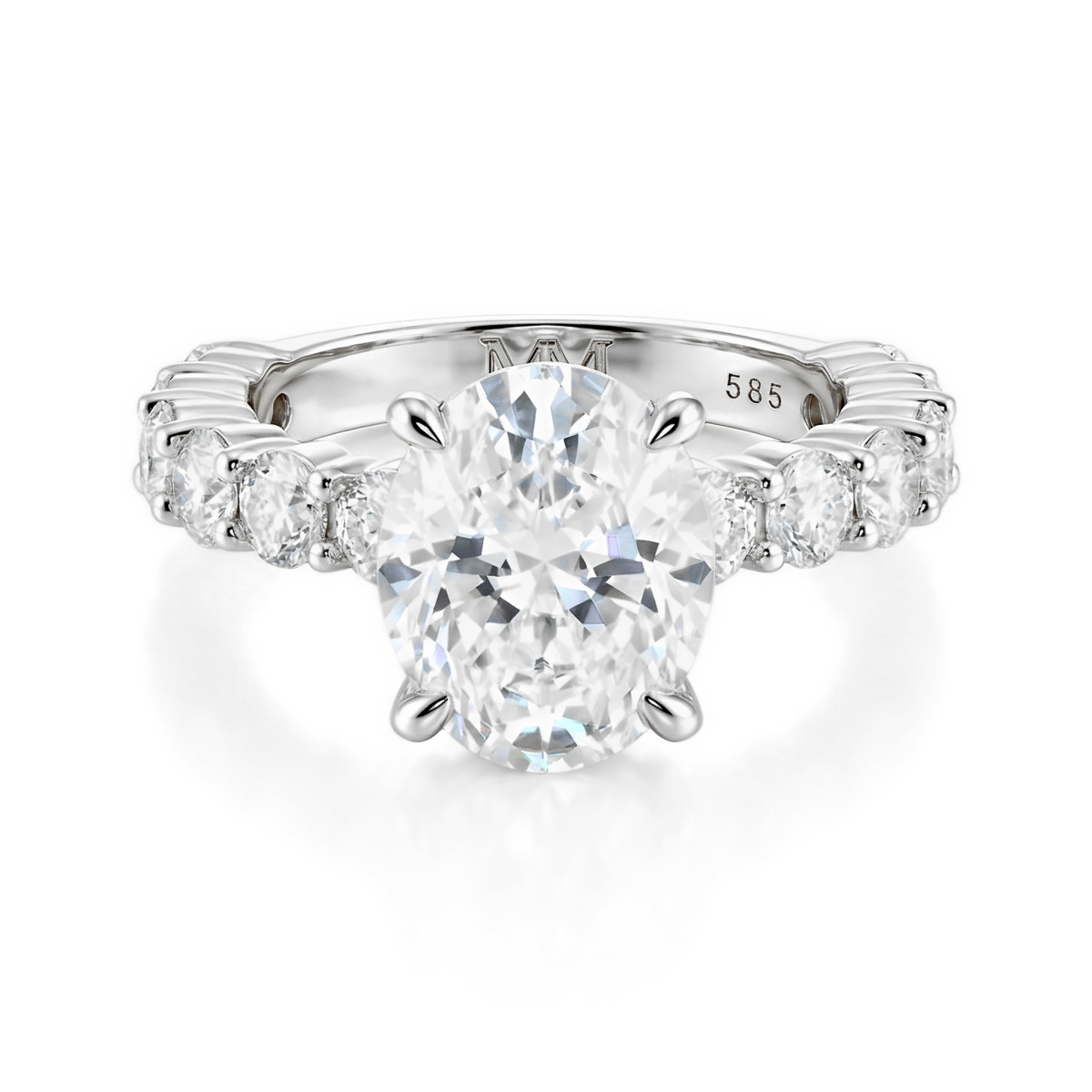 Majestica - anello con moissanite ovale e pietre laterali