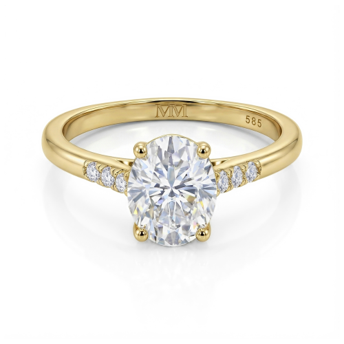 Mirage - anello di fidanzamento con moissanite taglio ovale e pietre laterali a pavé