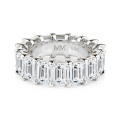Eterna - anello eternity con moissanite dal taglio smeraldo
