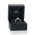 Verity - anello di fidanzamento con moissanite e gambo intrecciato
