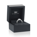 Seraphis - anello di fidanzamento con moissanite e pietre laterali