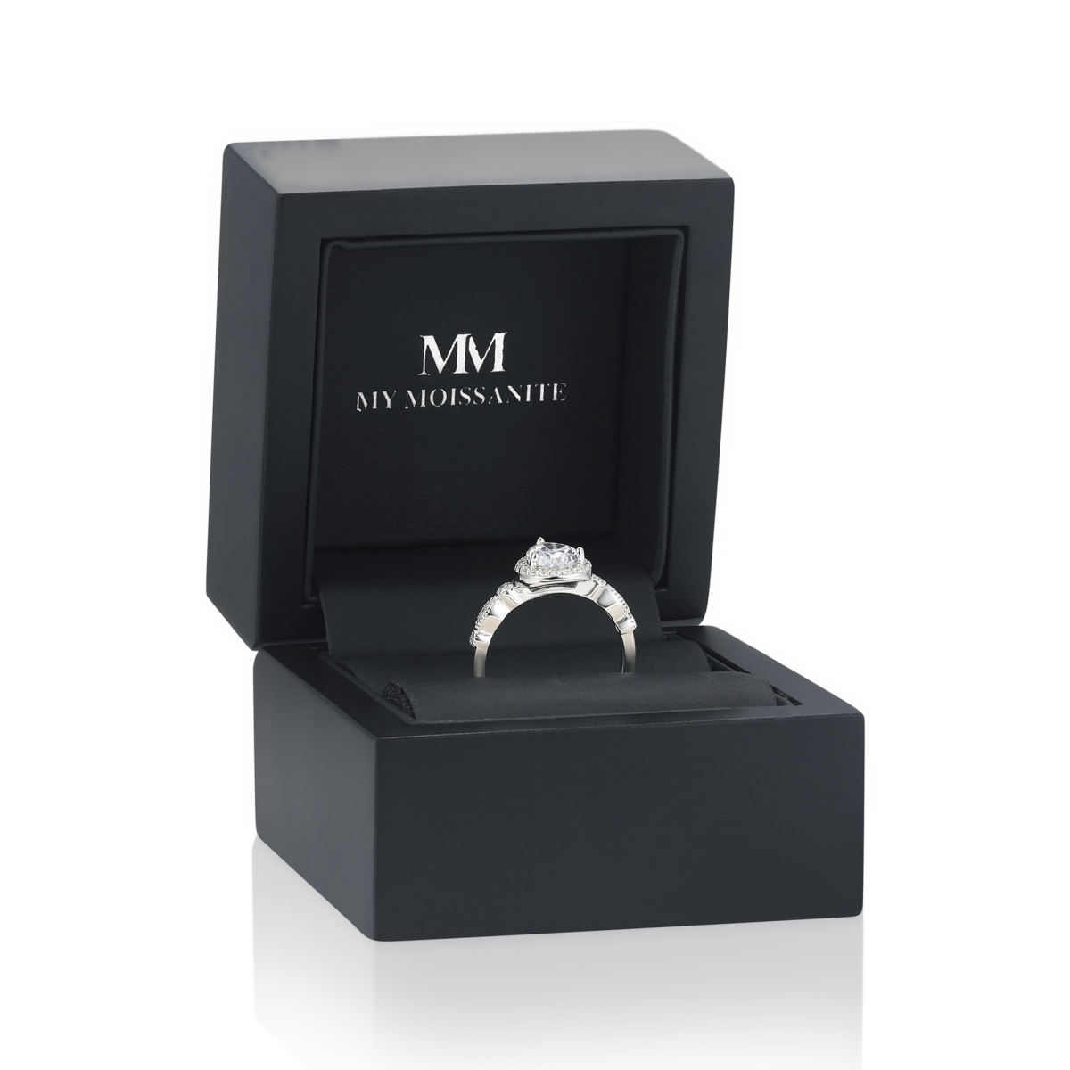 Elanore - anello di fidanzamento con moissanite con taglio a goccia e gambo intrecciato a pavé