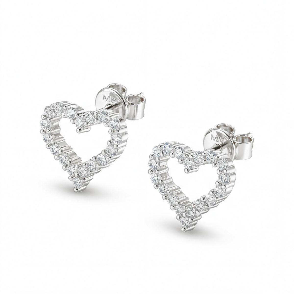 Corazon - orecchini a lobo con moissanite e incastonatura a pavé a forma di cuore