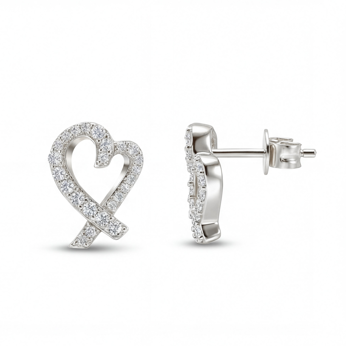 Heart Strings - orecchini a lobo con moissanite e incastonatura a pavé