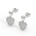 Hearts of Pavé - orecchini pendenti con pietre di moissanite e incastonatura a pavé