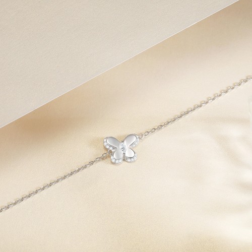Bloomique - bracciale con charm e moissanite, motivo floreale e dettagli scintillanti