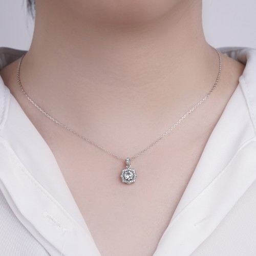 Octavia - ciondolo d’ispirazione vintage con moissanite e decorazione halo
