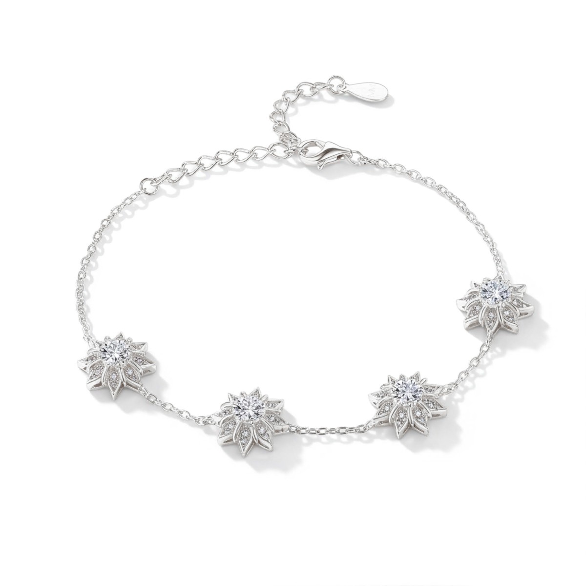 Stellara - bracciale floreale con moissanite e catena regolabile