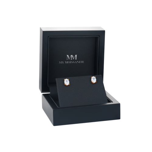 Ovalis – orecchini a lobo con moissanite ovale