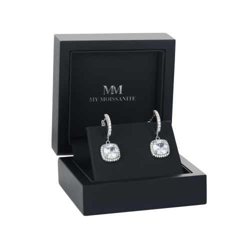 Cushion Drops - orecchini pendenti in moissanite con montatura halo e cerchietti aderenti al lobo