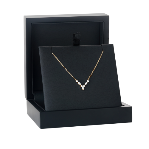 Adelina - elegante collana con moissanite e dettagli marquise
