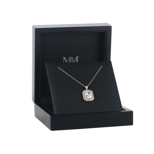 Cristallo - collana con pendente impreziosito da moissanite dal taglio radiant e da una doppia corona di pietre